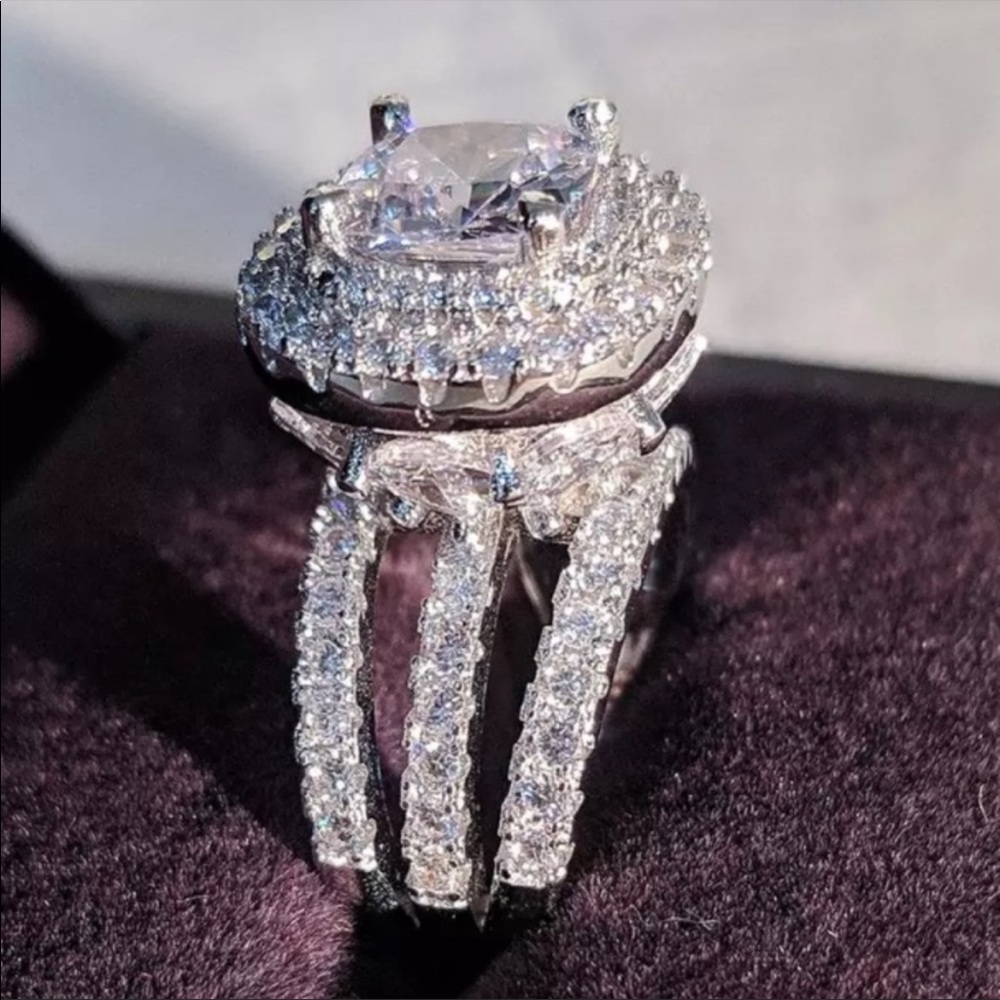NEW 925 LUXURY STERLING SILVER DIAMOND RING - Picture 6 of 6